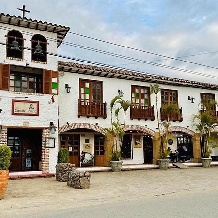 Hotel Capitan Ricaurte บียาเดเลย์บา ภายนอก รูปภาพ
