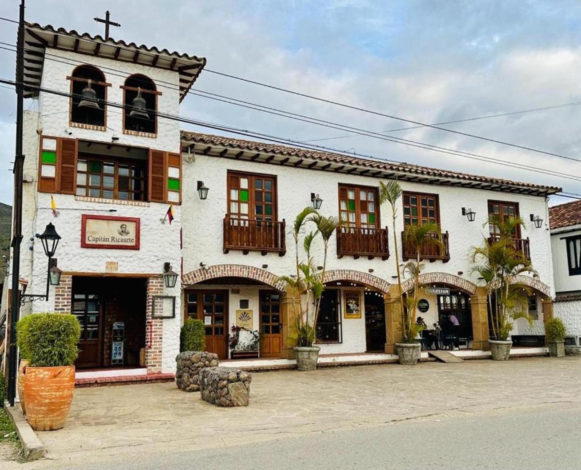 Hotel Capitan Ricaurte บียาเดเลย์บา ภายนอก รูปภาพ