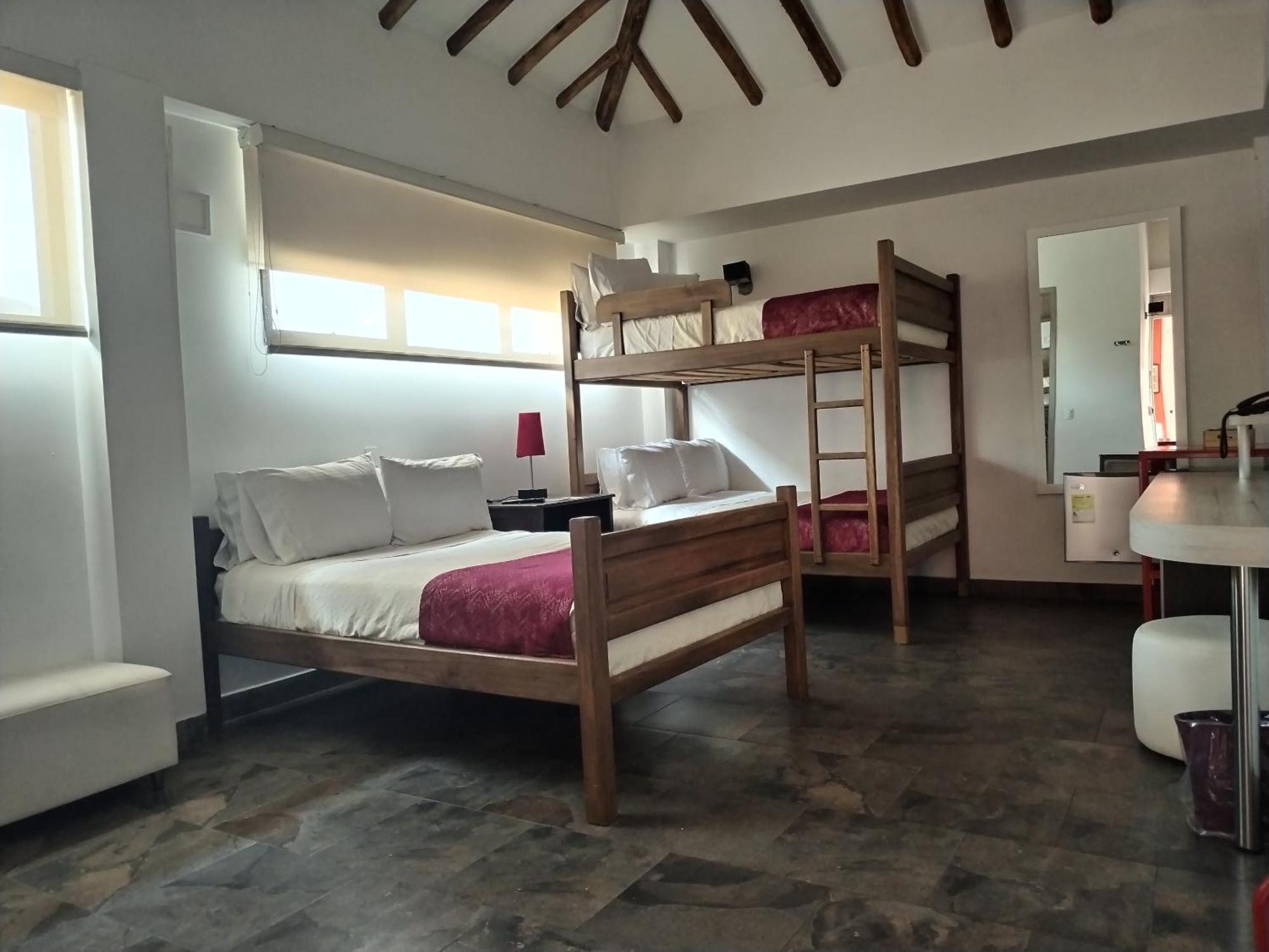 Hotel Capitan Ricaurte บียาเดเลย์บา ภายนอก รูปภาพ