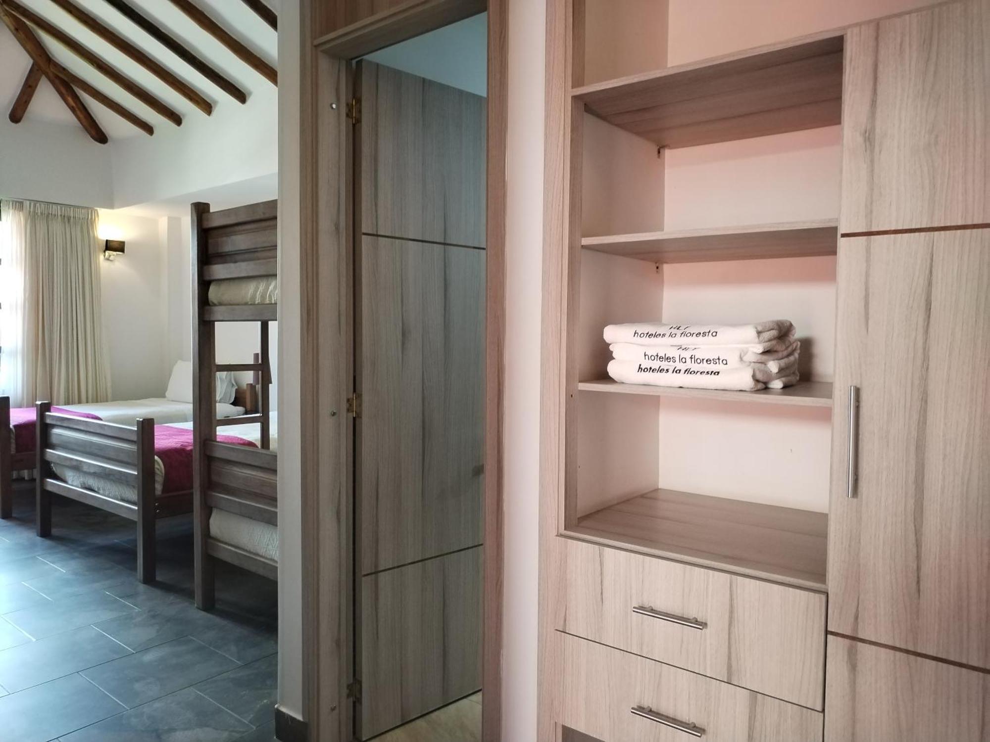 Hotel Capitan Ricaurte บียาเดเลย์บา ภายนอก รูปภาพ