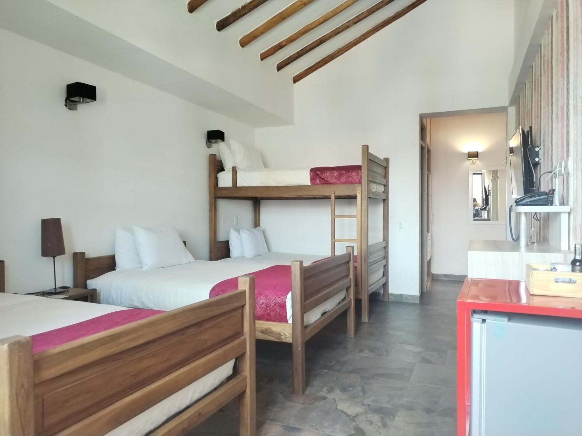 Hotel Capitan Ricaurte บียาเดเลย์บา ภายนอก รูปภาพ