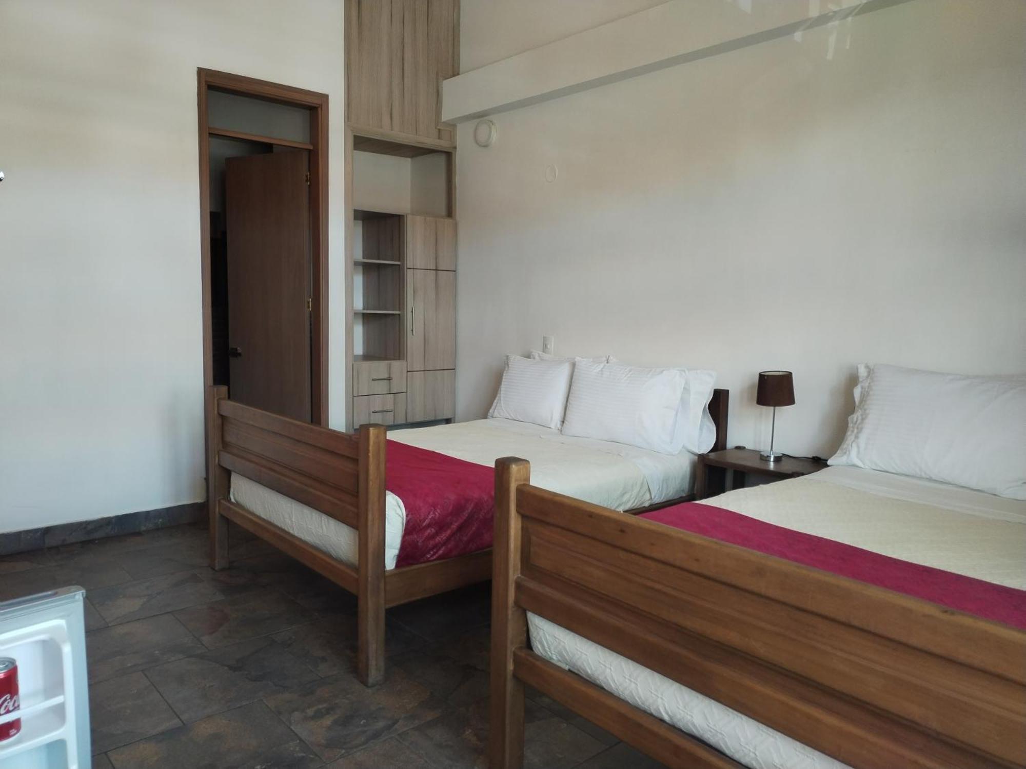 Hotel Capitan Ricaurte บียาเดเลย์บา ภายนอก รูปภาพ