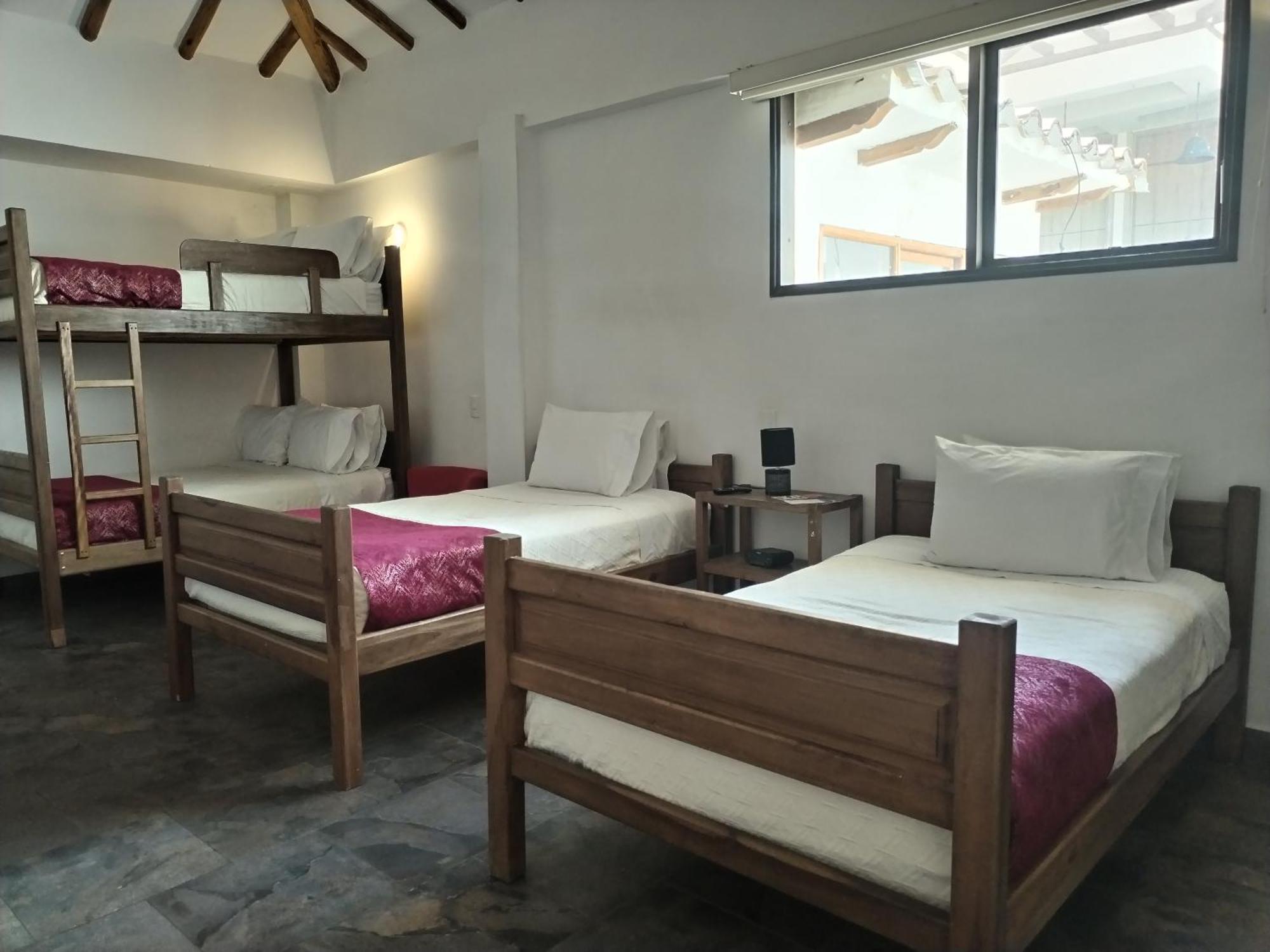 Hotel Capitan Ricaurte บียาเดเลย์บา ภายนอก รูปภาพ