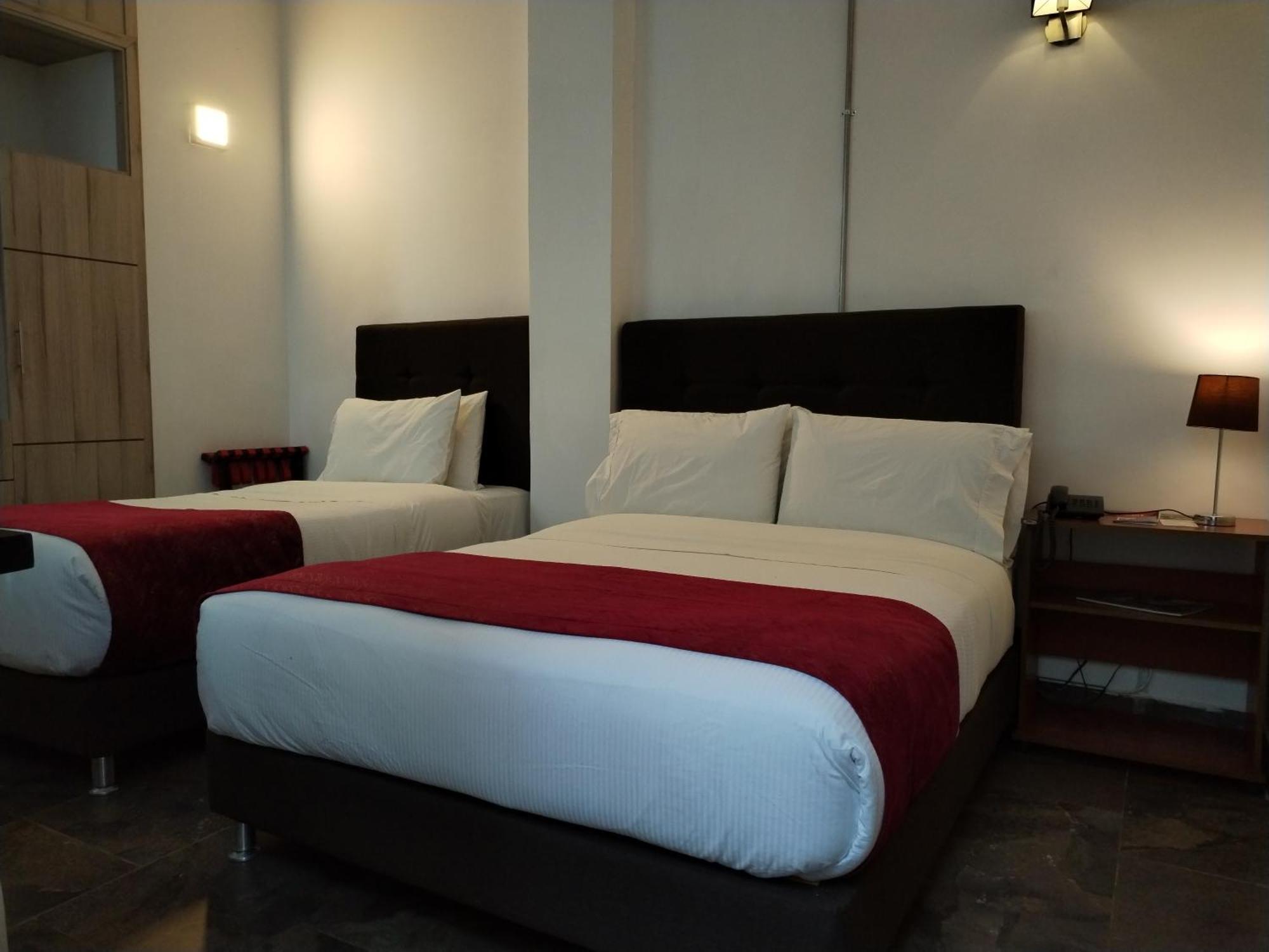Hotel Capitan Ricaurte บียาเดเลย์บา ภายนอก รูปภาพ