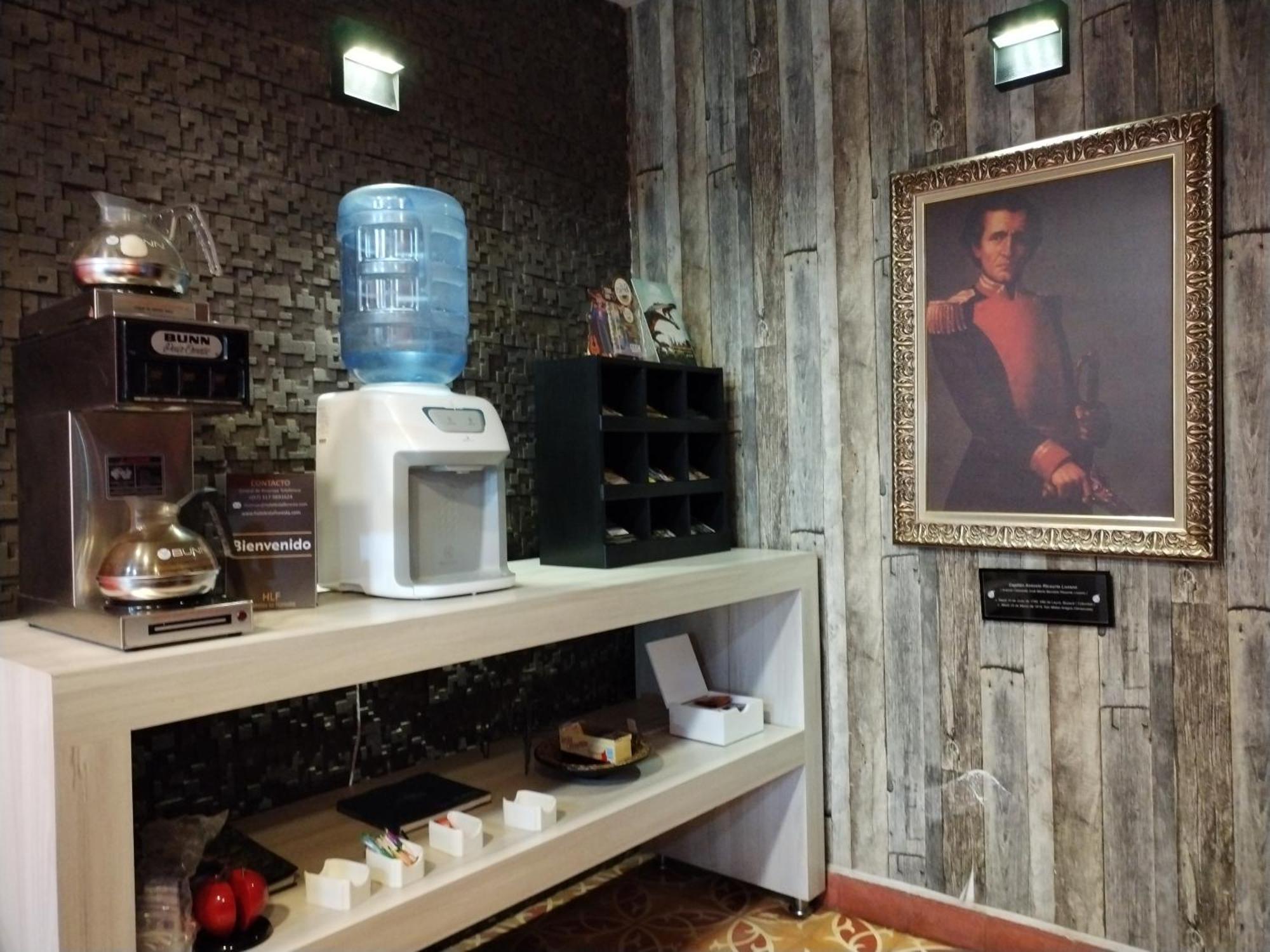 Hotel Capitan Ricaurte บียาเดเลย์บา ภายนอก รูปภาพ
